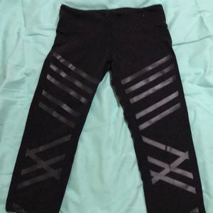 Alo Yoga Lineal Crop